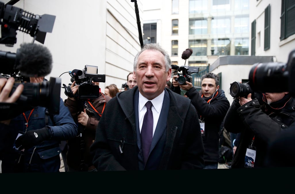 Bayrou propose une alliance a macron
