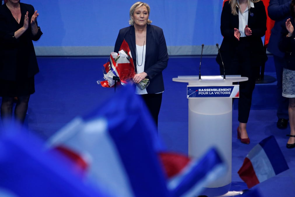 France: les republicains excluent toute alliance avec le pen