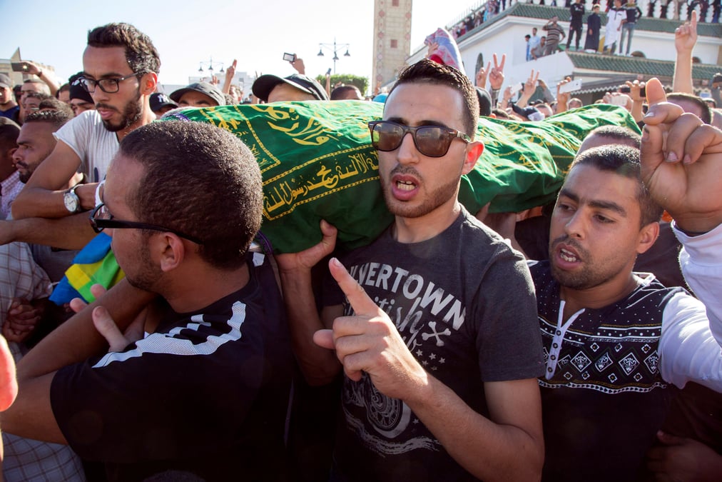 Le maroc juge onze personnes apres la mort d'un poissonnier