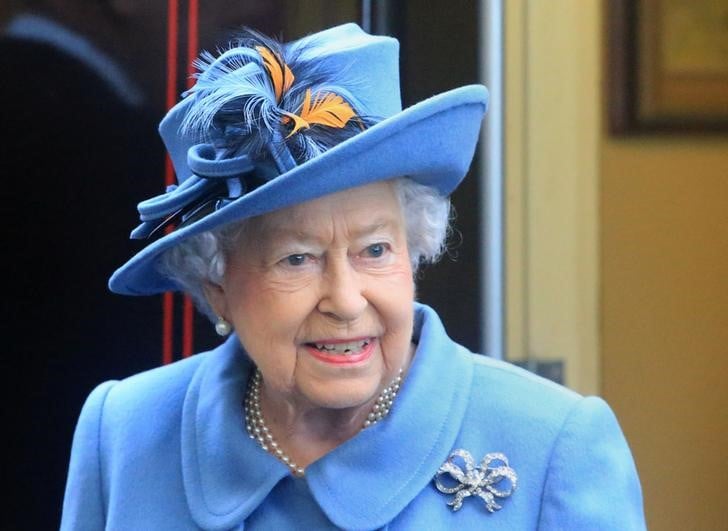 Elisabeth ii se souvient de son couronnement