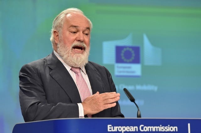 L'ue veut rassurer teheran sur leurs relations commerciales