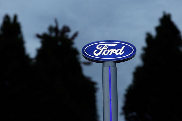 Ford reduit ses effectifs de 10% en amerique du nord et en asie