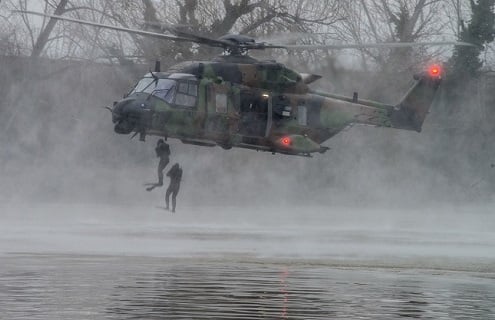 Airbus Helicopters doit trouver les solutions pour sauver le soldat NH90 après la décision de l'Australie et de la Norvège de sortir cet appareil de leur flotte.