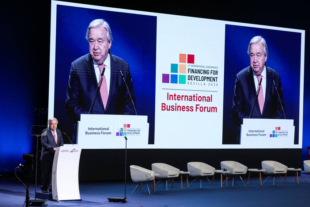 Antonio Guterres, secrétaire général de l’ONU, lors de son discours d’ouverture lundi de la conférence de Séville.
