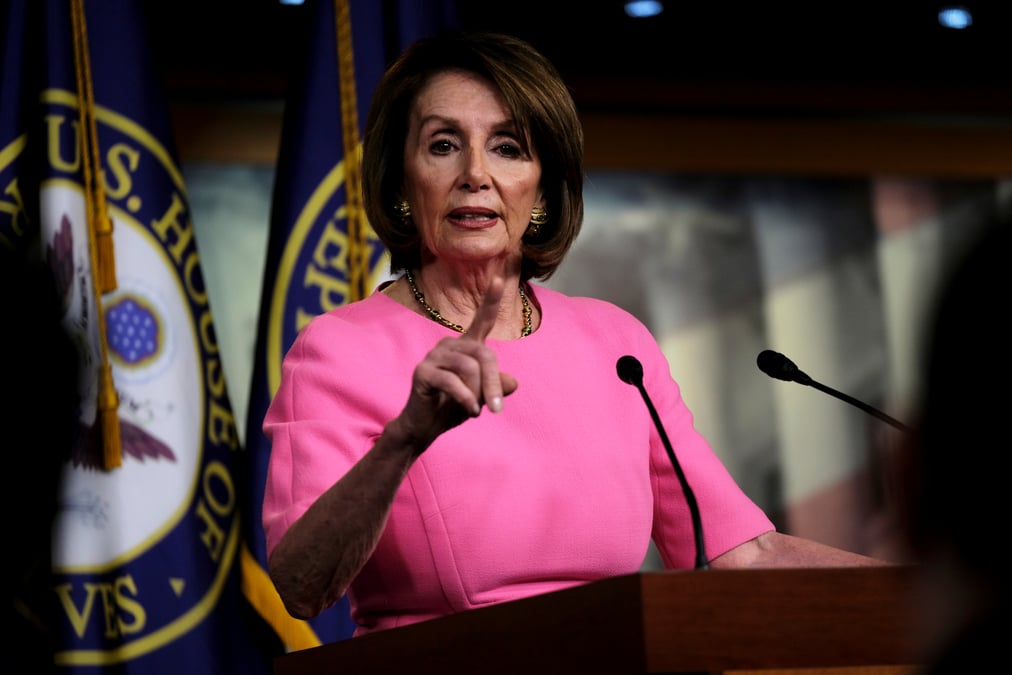 Pelosi prie la famille trump d'intervenir pour le bien du pays