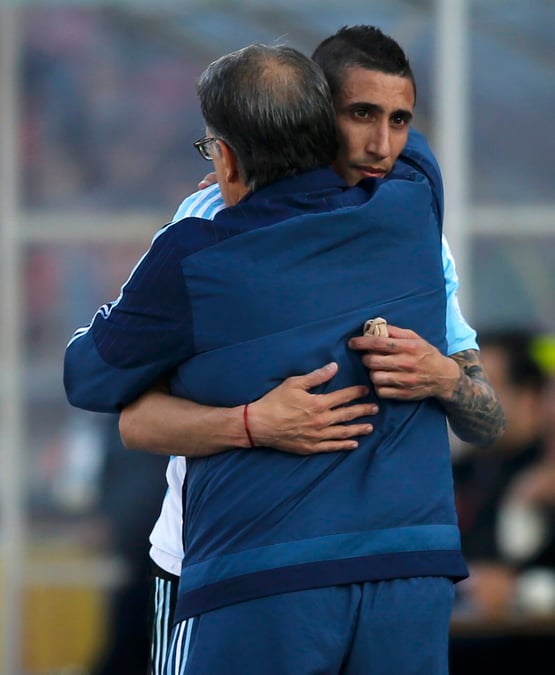 Di maria quitte manchester united pour le psg