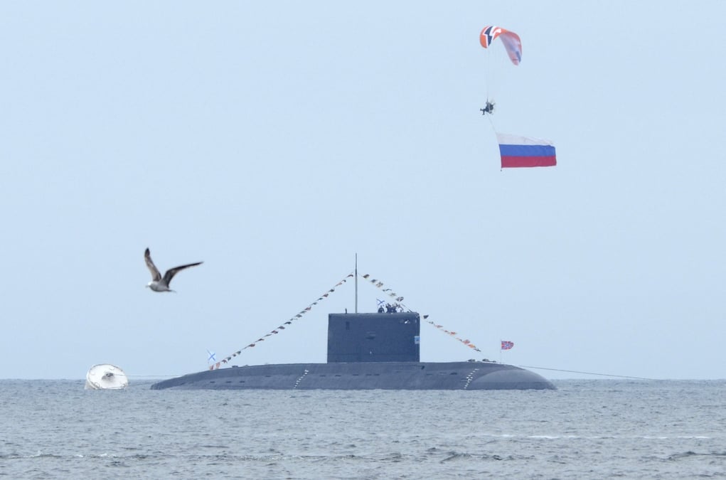Un sous-marin russe lors des celebrations de la journee de la marine, dans la ville extreme-orientale de vladivostok