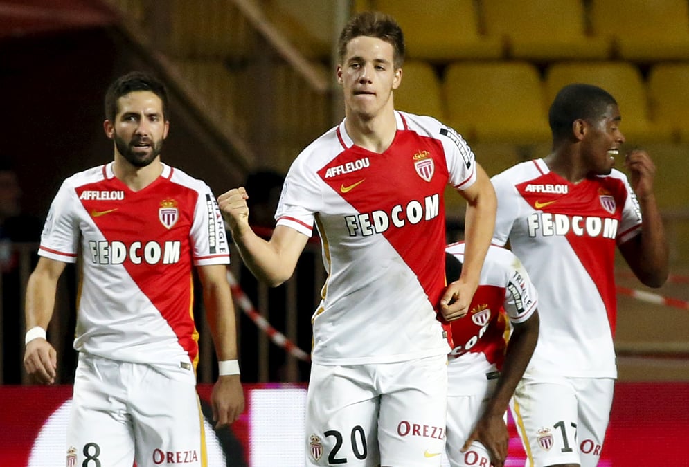 Monaco avance sereinement