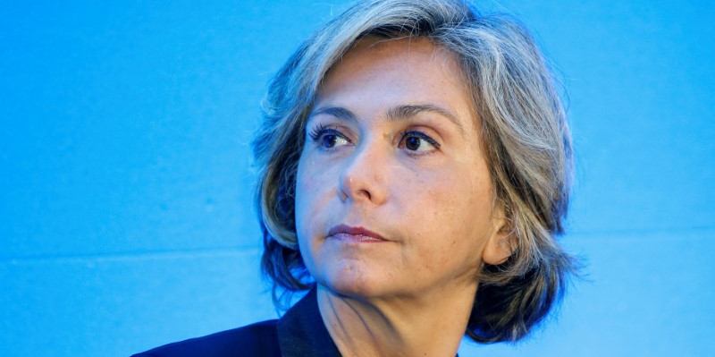 Pecresse accuse le pouvoir de manipulation, veut porter plainte