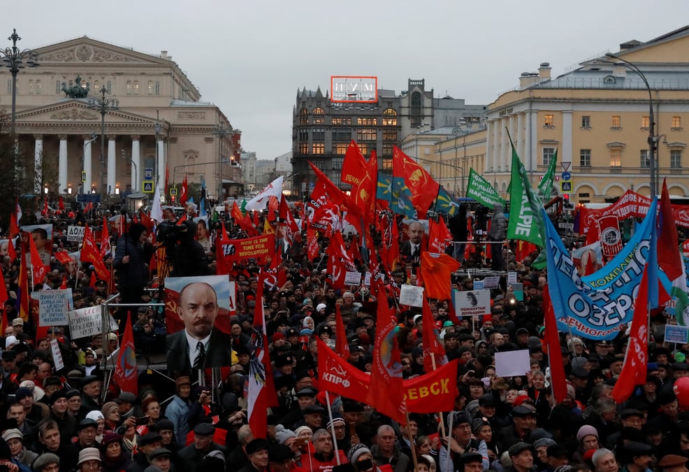 Poutine boude les celebrations de la revolution d'octobre