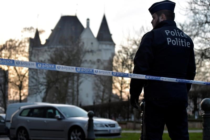Le conducteur avec ses bonbonnes de gaz libere a bruxelles