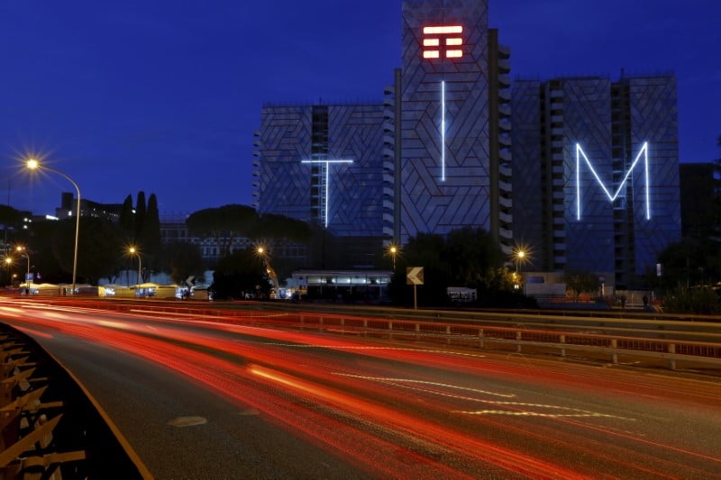 Le conseil de telecom italia valide la coentreprise avec canal+