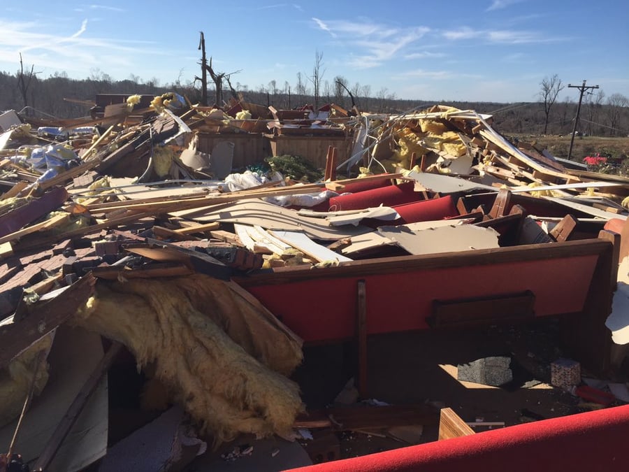 Tempetes et tornades balaient le sud des etats-unis