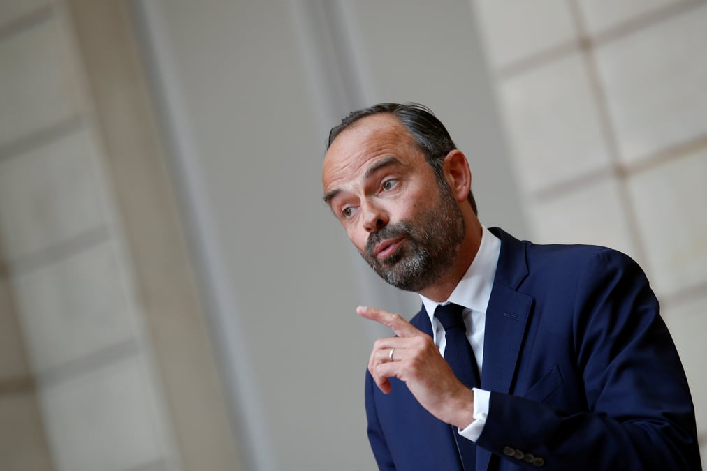 Philippe nie tout desaccord sur les aides sociales