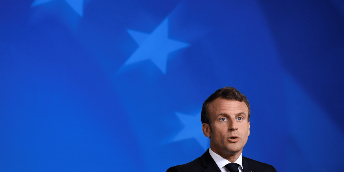 Renault-nissan: macron appelle a developper synergies et alliances