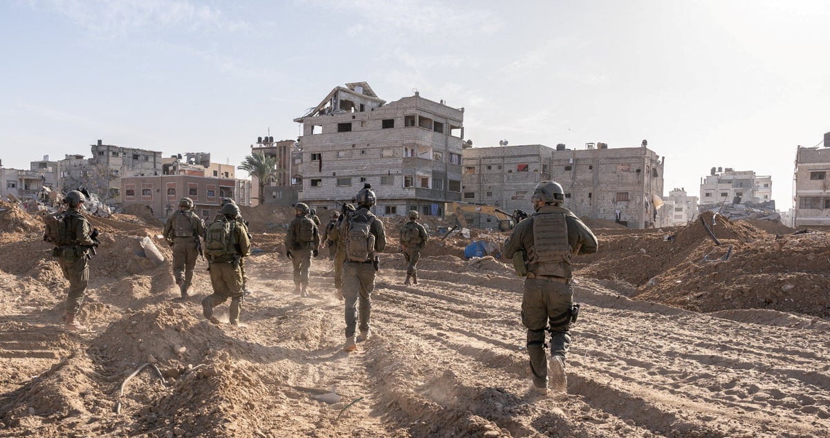 Les soldats israeliens operent dans la bande de gaza