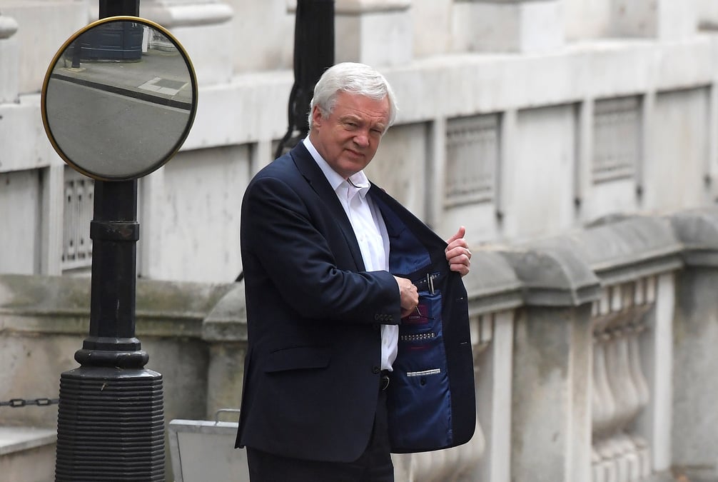 La plupart des europeens pourront rester apres le brexit, dit londres
