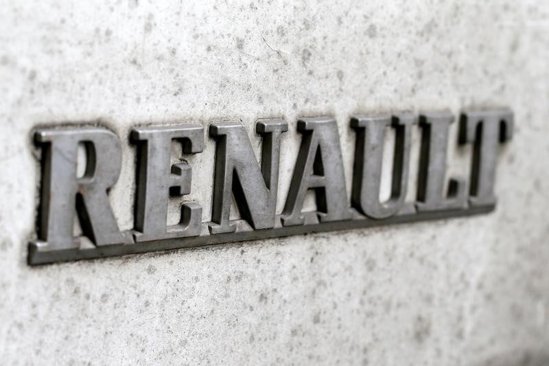 Renault releve ses previsions de marche