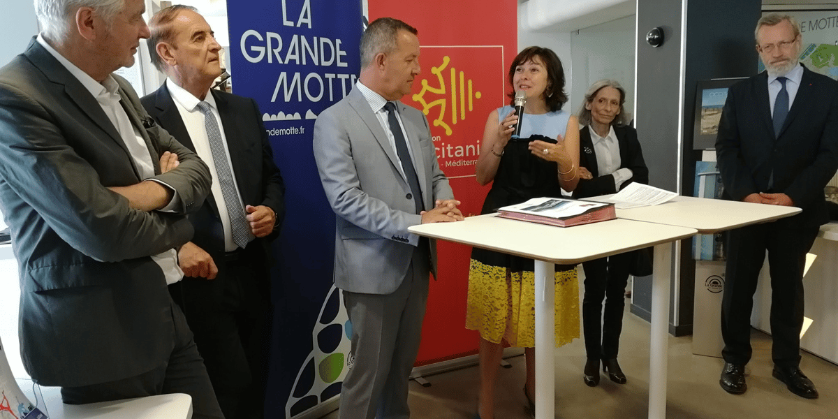 F. Leclercq (architecte), K. Mesquida (CD34), S. Rossignol (Ville), C. Delga (Région), C. Segura-Balladur (fille de Jean Balladur), et P. Pouëssel (préfet)