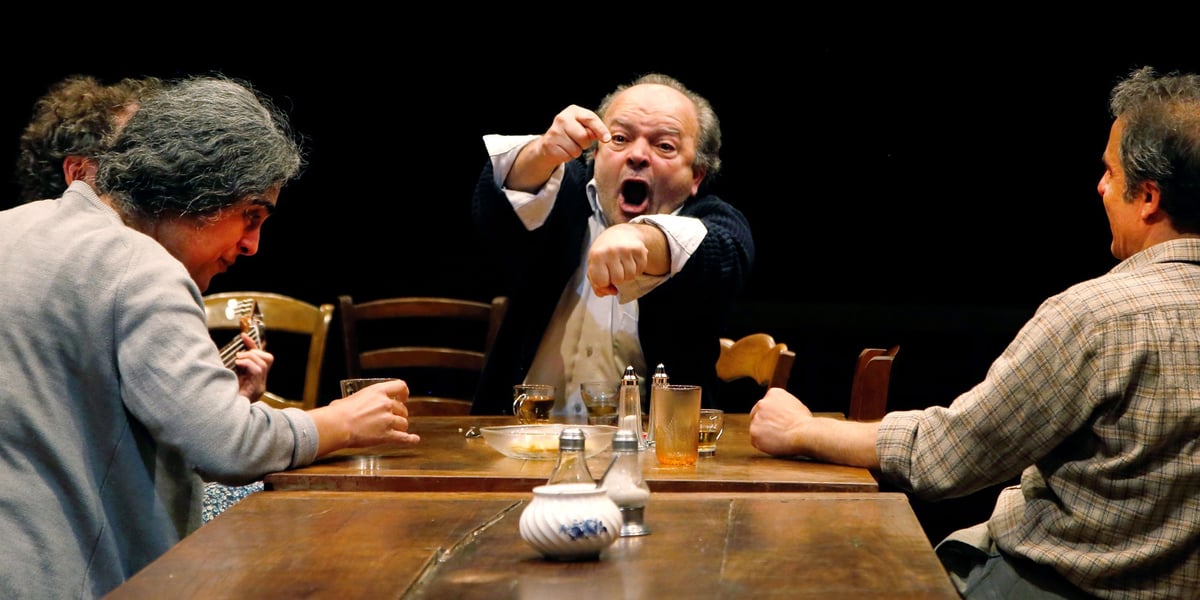Répétitions en juin 2023 avec des comédiens de la troupe du Théâtre du Soleil de l’adaptation de « Ma vie dans l’art », de Stanislavski.