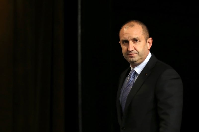 Le prorusse radev prete serment en tant que president bulgare