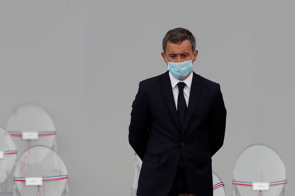 Macron defend darmanin face a la "democratie d'opinion"