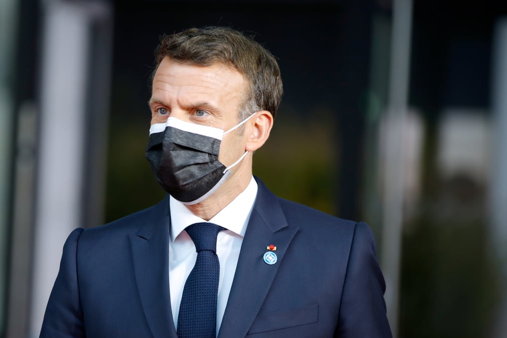 Rwanda : la france a une responsabilite mais n'a pas ete complice du genocide, dit macron