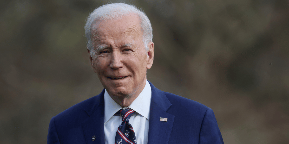 Le president americain joe biden a la maison blanche