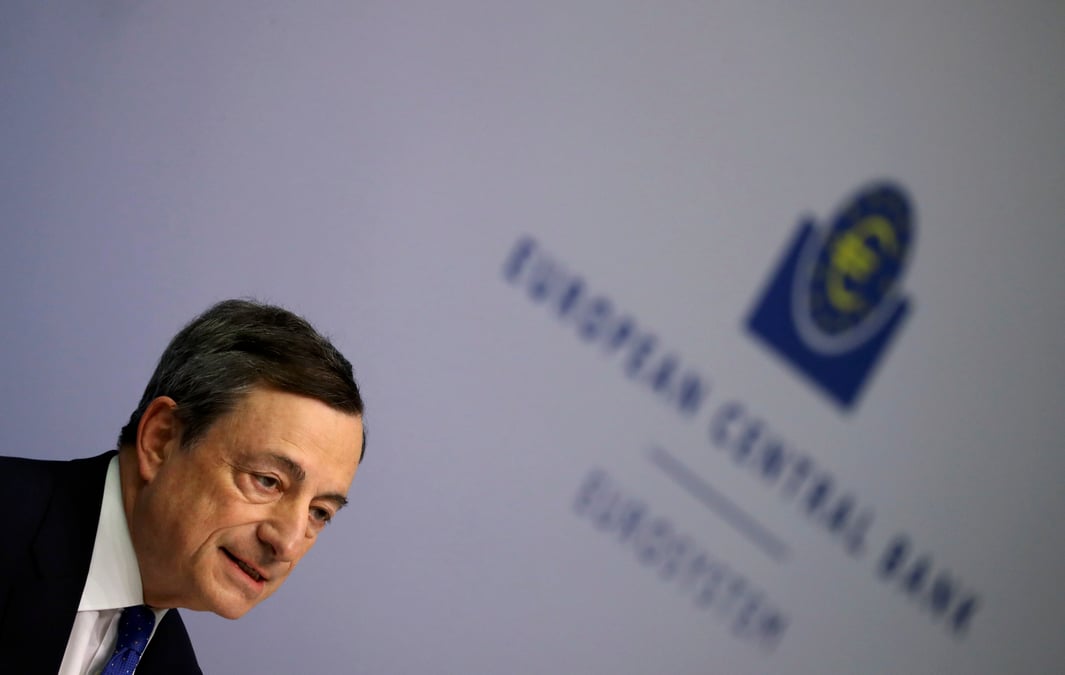 La bce reste accommodante mais ne craint plus la deflation
