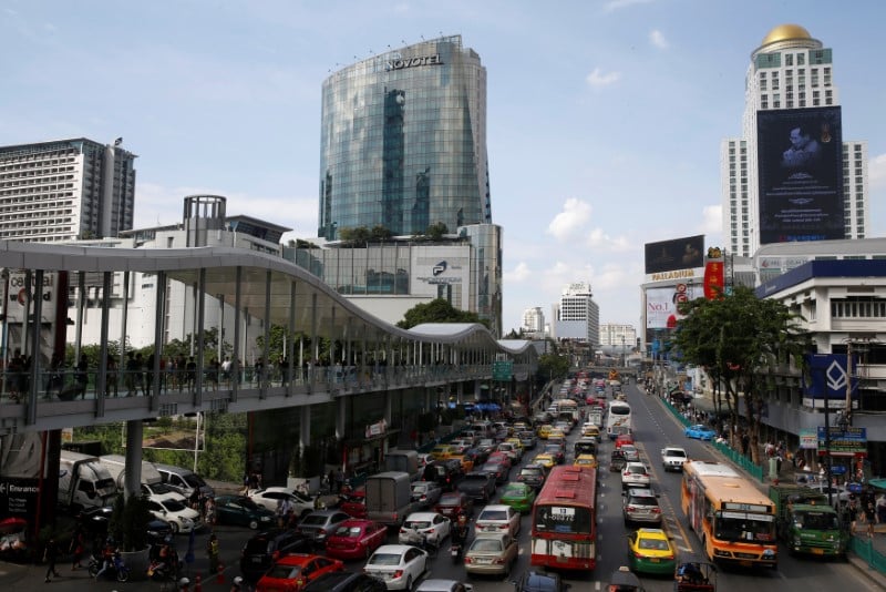 Une bombe a explose lundi dans un hopital de bangkok