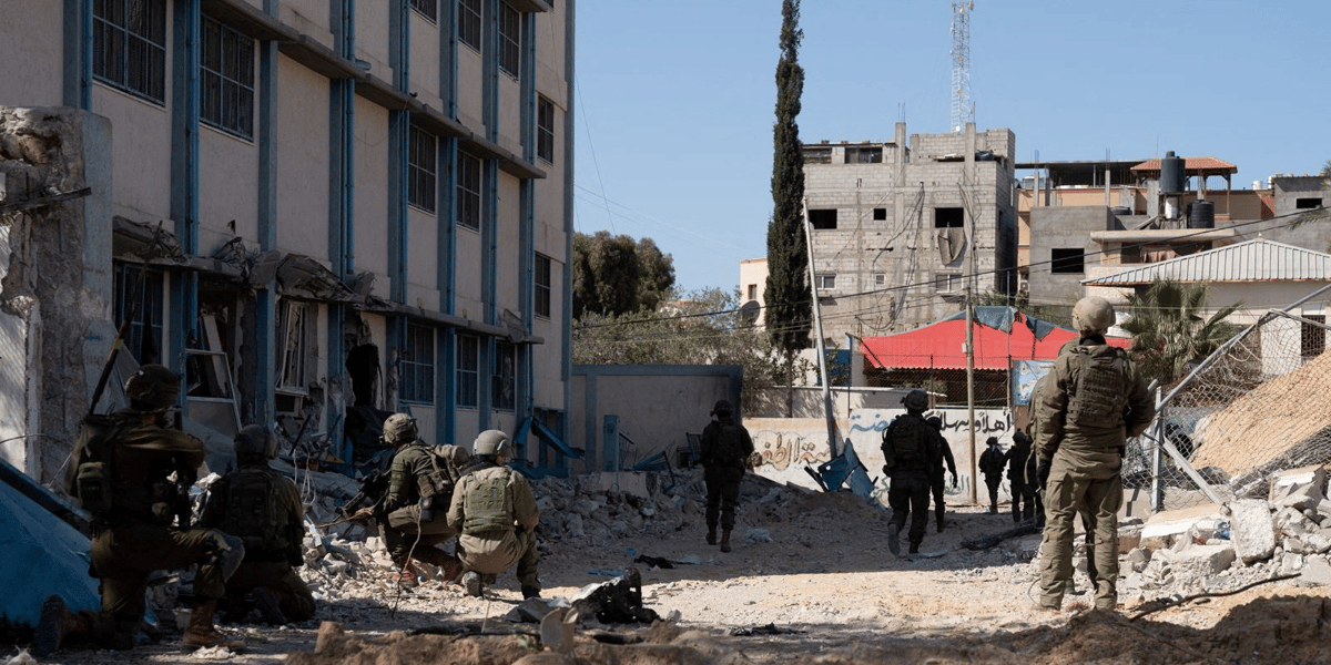 Le bilan, aujourd'hui de 29.092 personnes tuées dans la bande de Gaza et de 69.028 blessés depuis le début de la guerre le 7 octobre, selon le ministère de la Santé du Hamas, devrait encore s'alourdir.
