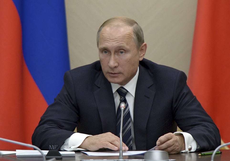 Vladimir poutine invite bachar al assad au compromis