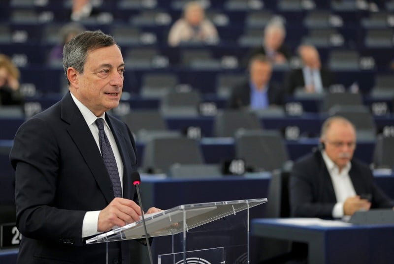 Mario draghi invite les 28 a plus de cohesion pour la croissance