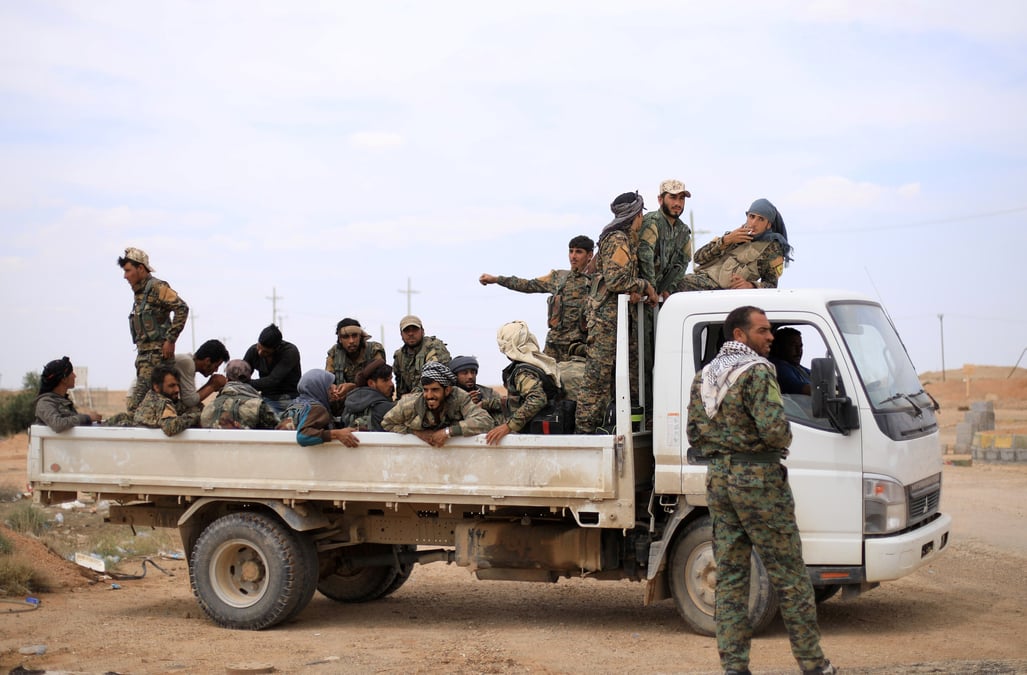 Les fds avancent dans la derniere poche de l'ei dans l'est de la syrie
