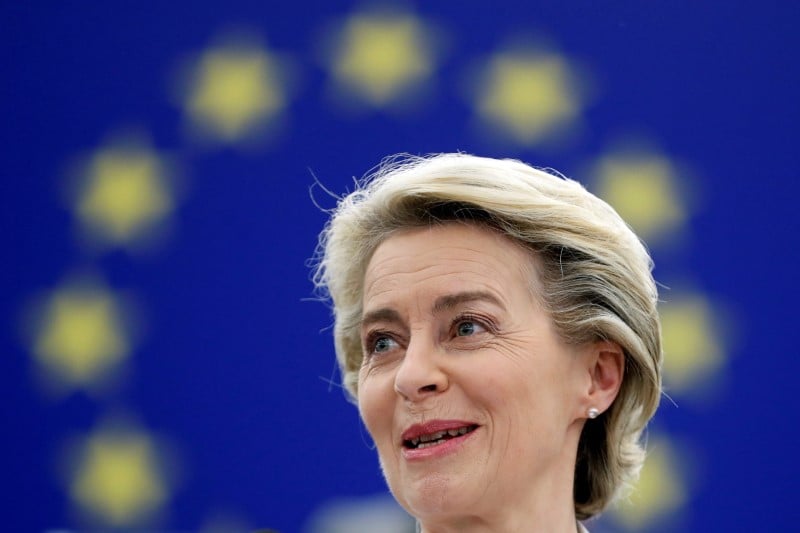 Coronavirus: plus de 300 millions de vaccinations dans l'ue, dit von der leyen