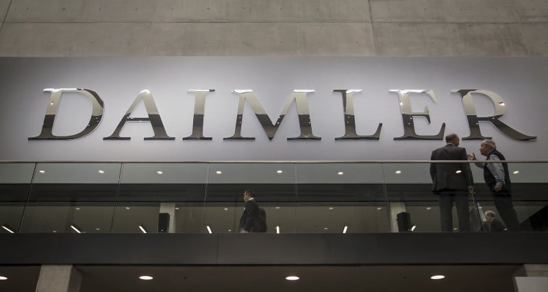 Daimler pourrait cooperer avec apple et google dans les voitures