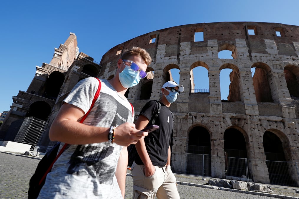 Coronavirus: nouveau record de cas quotidiens en italie, la campanie se reconfine