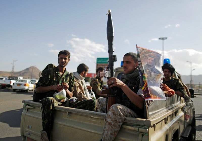 Les houthis s'emparent d'une base aerienne proche d'aden