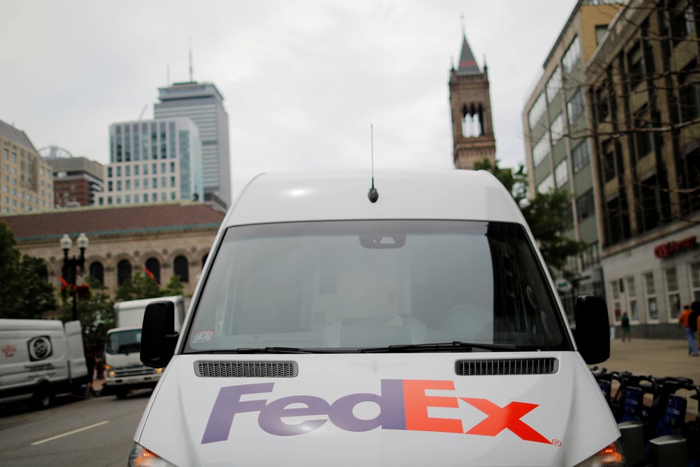 Fedex est a suivre a la bourse de new york.
