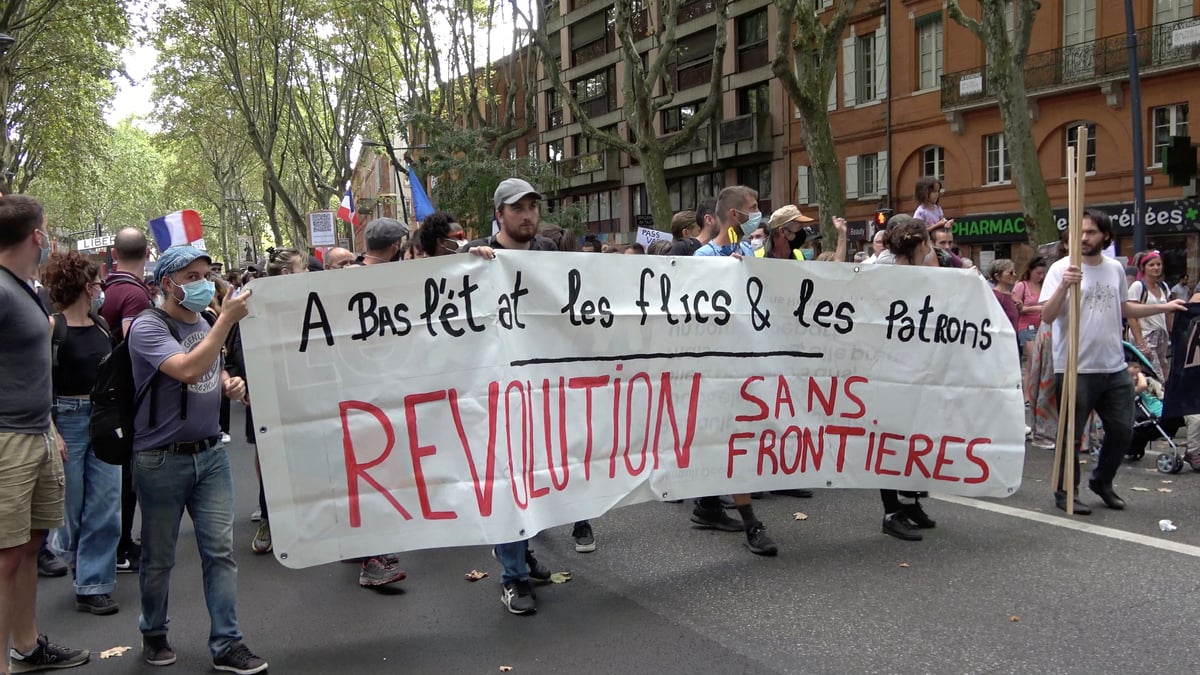 France: la mobilisation se poursuit contre le "pass sanitaire"