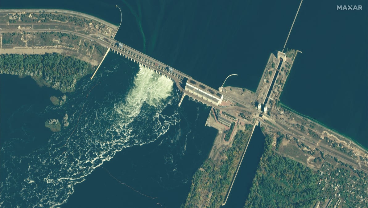 Image satellite d'archives du barrage de kakhovka