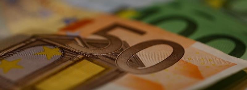En france, le revenu salarial moyen est reparti en hausse en 2014