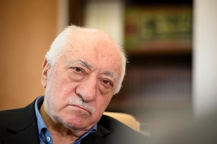 Purges anti-gulen: seize officiers superieurs arretes en turquie