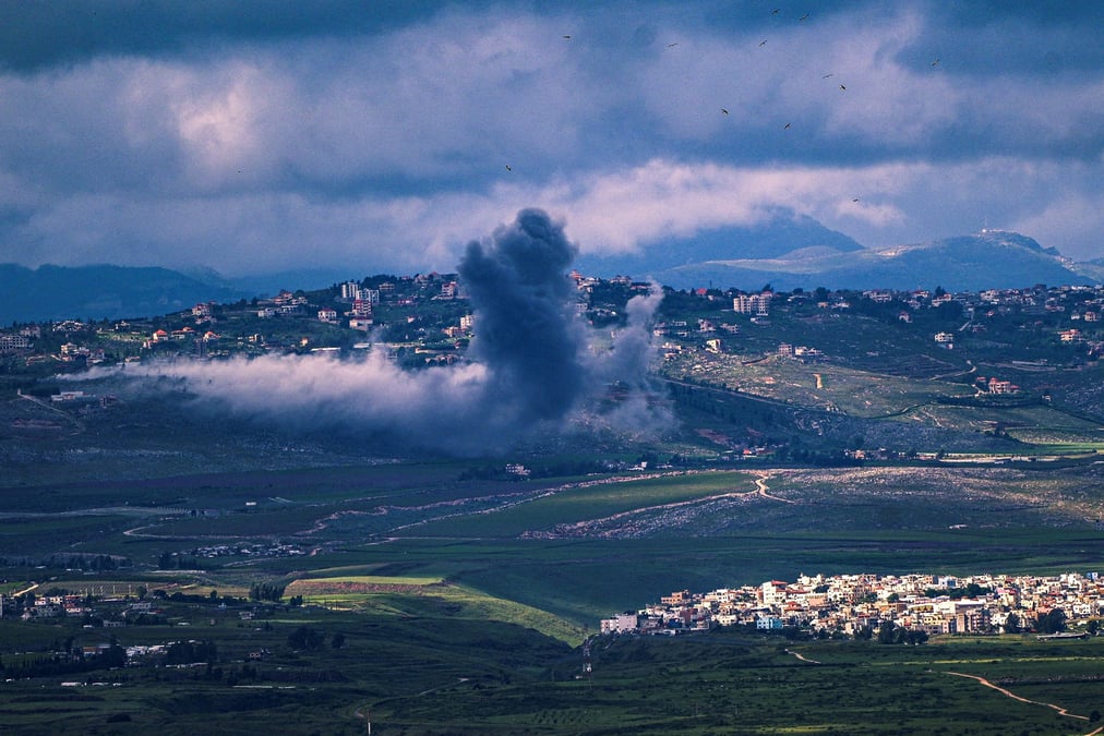 Frappe d'israel de l'autre cote de sa frontiere avec le liban