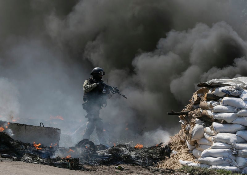 Accrochages dans l'est de l'Ukraine, Moscou menace