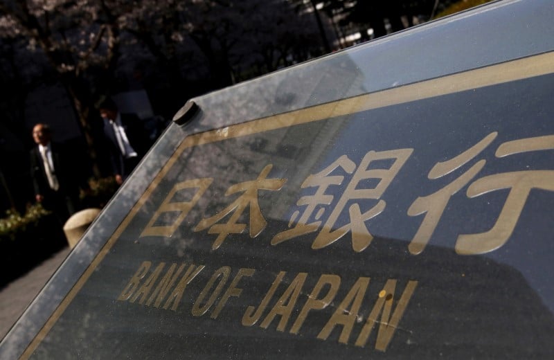 La boj devrait observer le statu quo malgre la recente flambee du yen