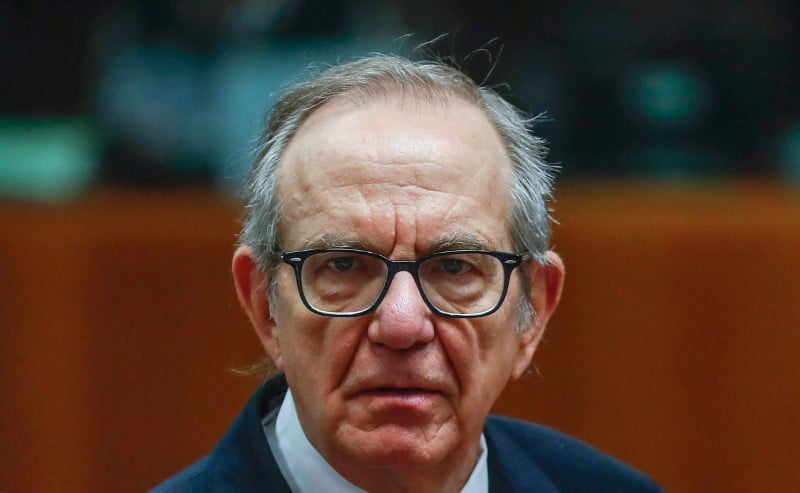 Italie: padoan accepte de conduire la liste du parti democrate