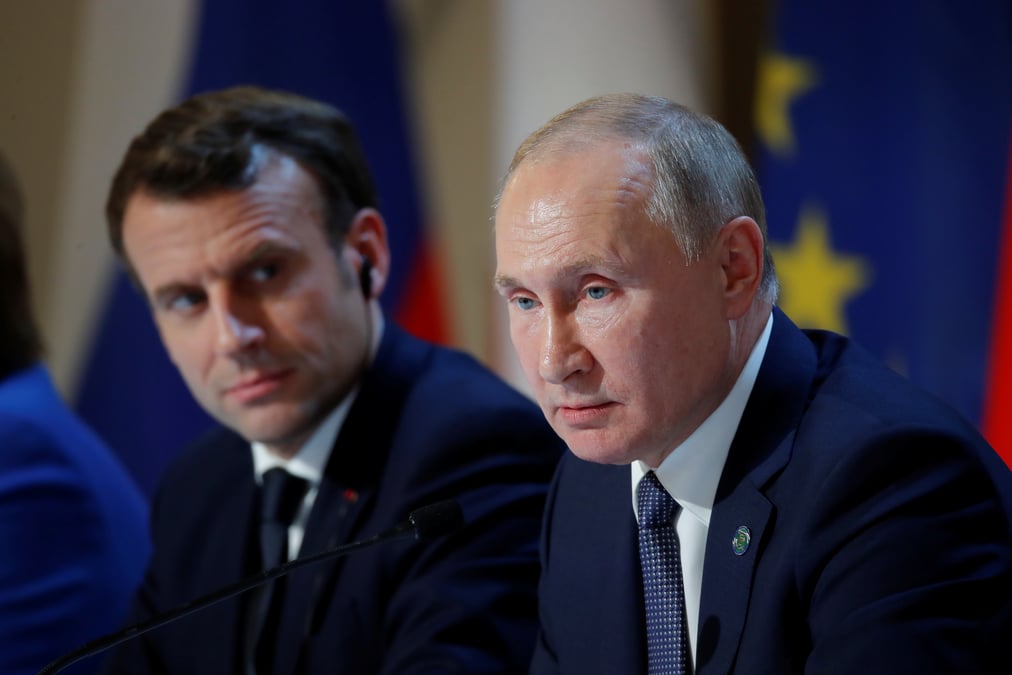 Macron dit sa "grave preoccupation" a poutine sur navalny