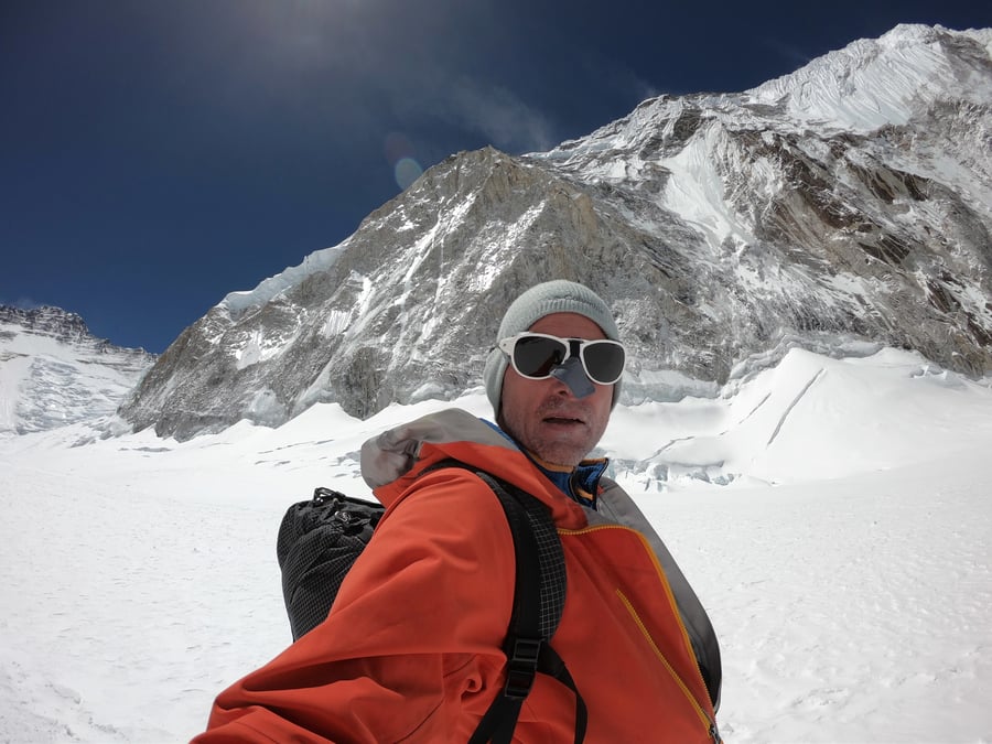 Sur les pentes de l'everest, des "debutants absolus" creent un risque mortel