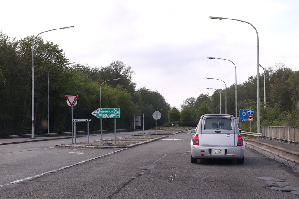 Coronavirus: la belgique pense avoir passe le pic et reflechit au deconfinement